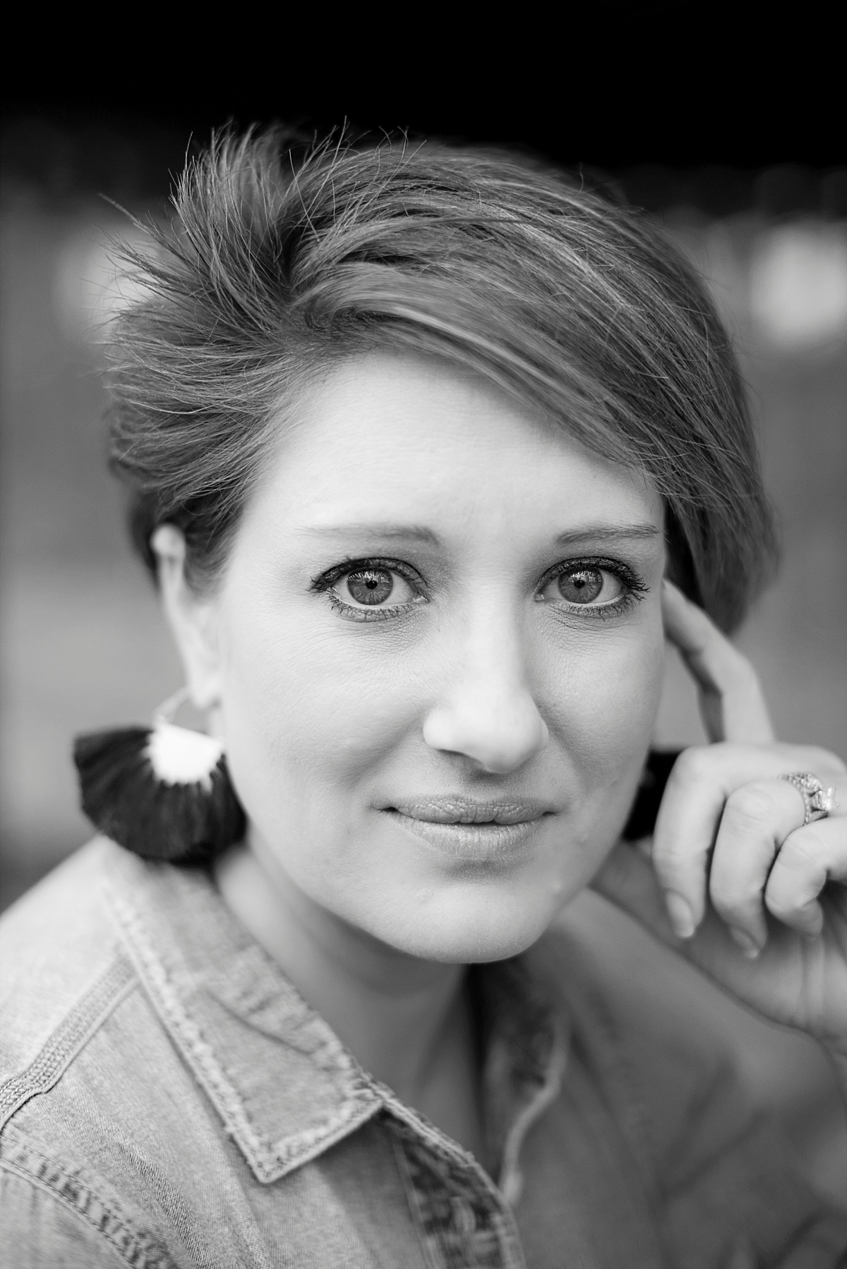 Headshot Portrait of Erin Tetterton in Black and White