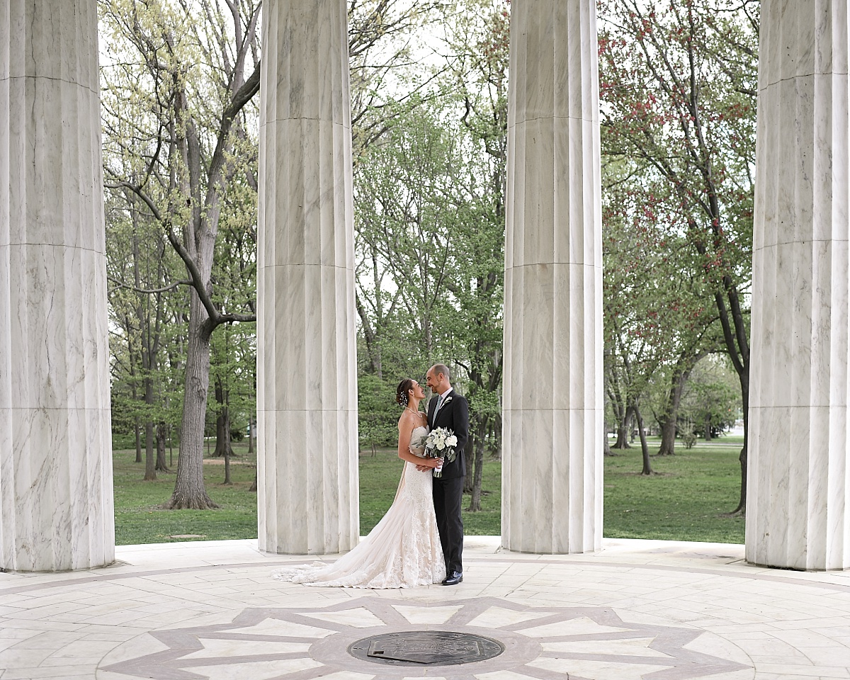 Washington DC War Memorial Wedding by Erin Tetterton Photography